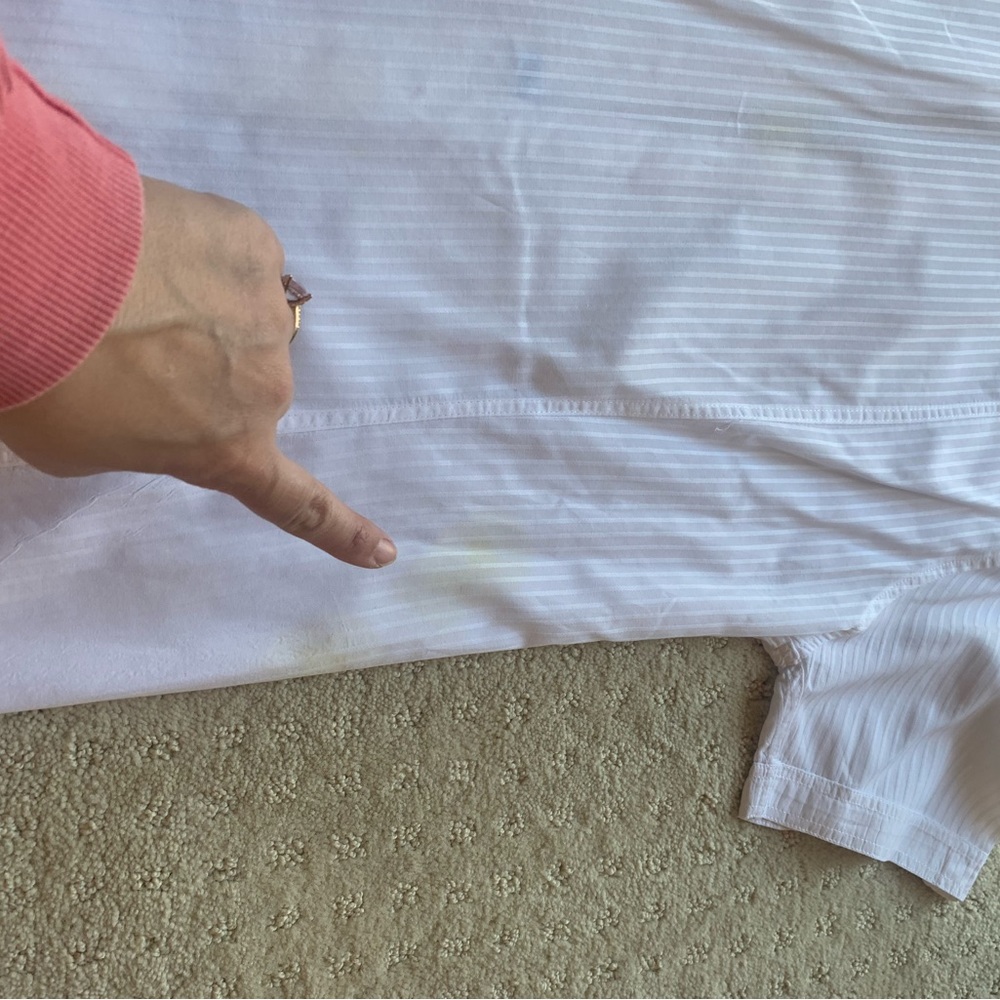 Men’s Burberry short sleeve button up - Picture 8 of 9